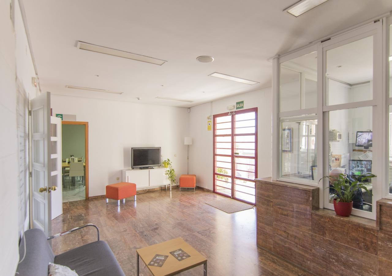 Albergue Inturjoven Уэльва Экстерьер фото