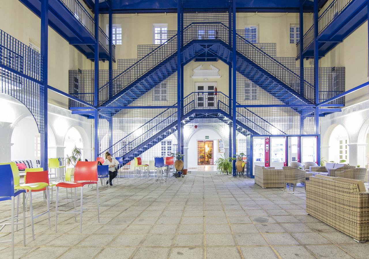 Albergue Inturjoven Уэльва Экстерьер фото