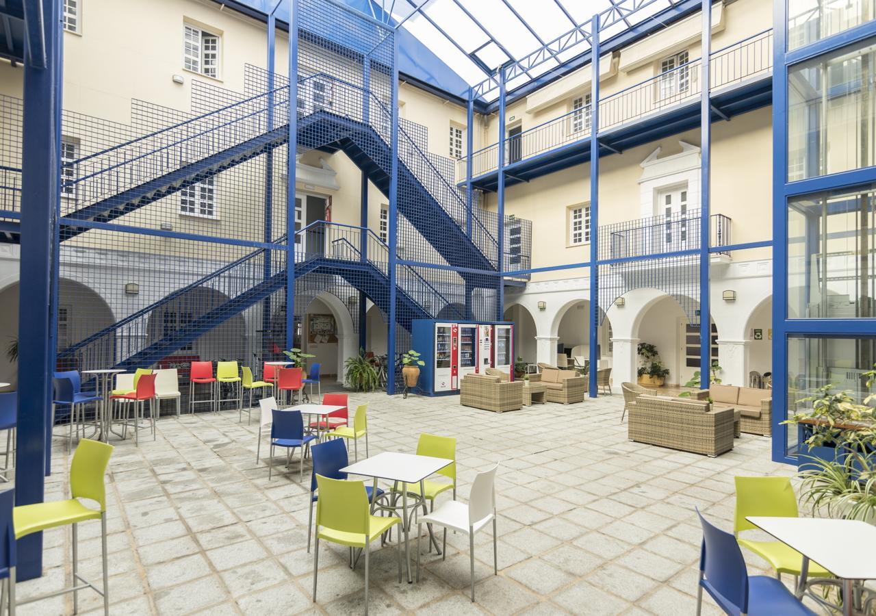 Albergue Inturjoven Уэльва Экстерьер фото