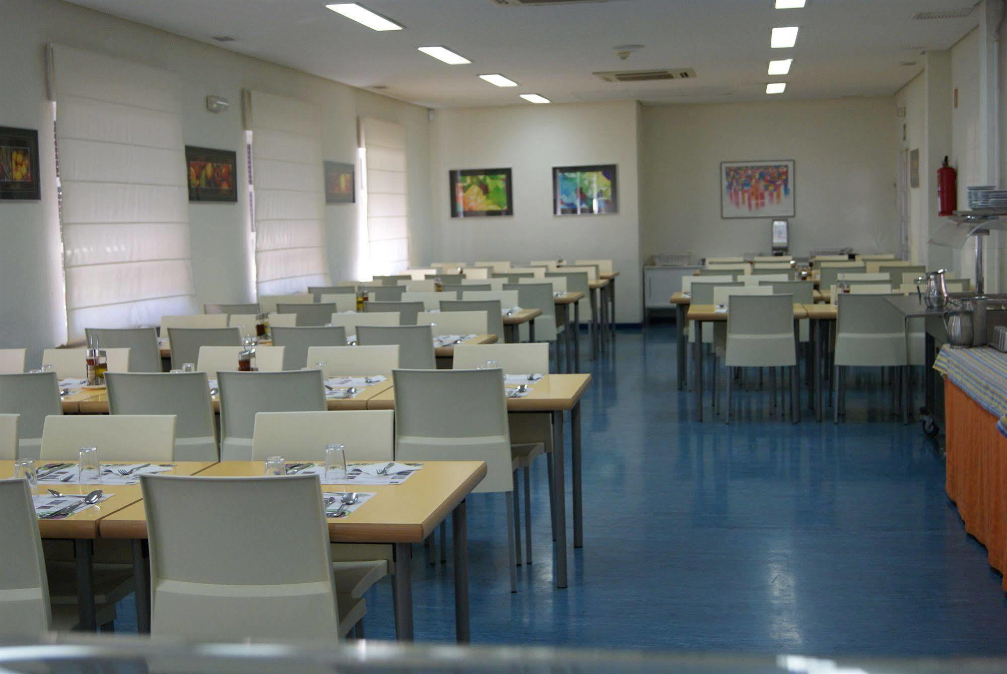 Albergue Inturjoven Уэльва Экстерьер фото